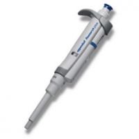 Eppendorf Research® plus, 1-channel, fixed, 250 µL, blue