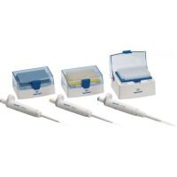 Eppendorf Reference® 2, 3-pack, 1-channel, variable, incl. epT.I.P.S.® Box, 0.5 – 10 µL, 10 – 100 µL, 100 – 1,000 µL